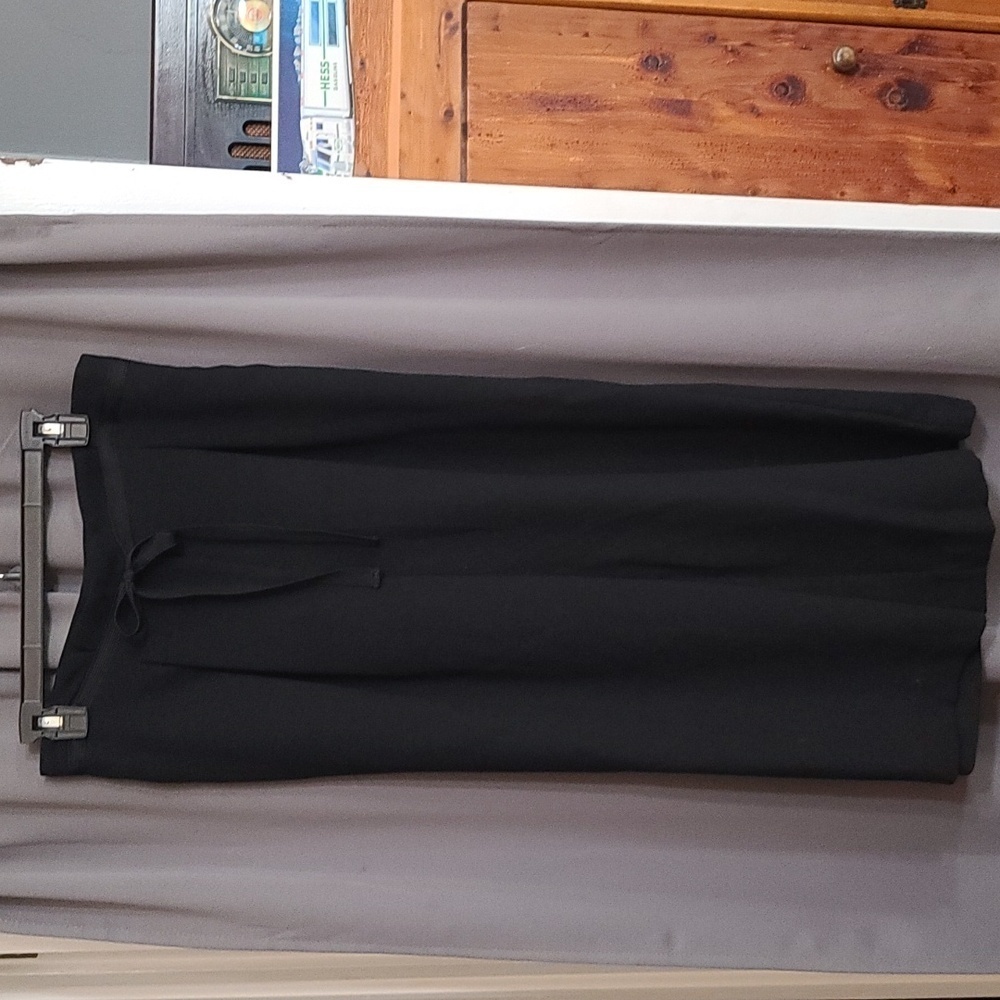 The Limited Womens Gaucho Pants Black Zip W/Tie Pockets Cropped Ankle Sz 4 EUC